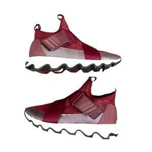 Sorel Sneakers Women's 7.5 Kinetic Sneak Maroon Active Sporty Futuristic
